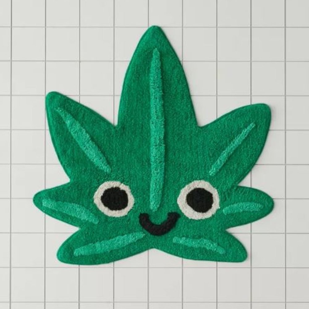 NWT Leaf Buddy Green Bath Mat.